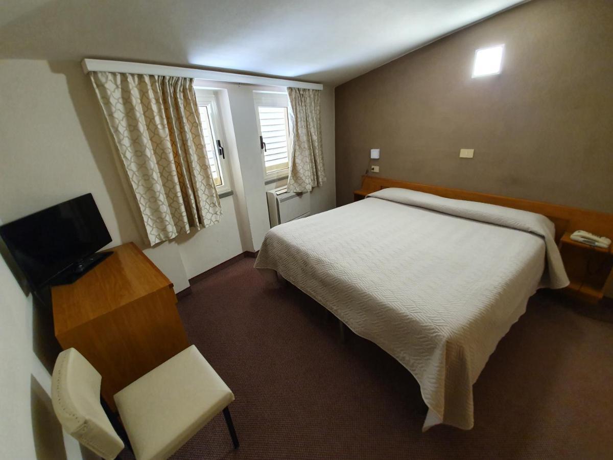 Hotel Giovanna Montecatini Terme Extérieur photo